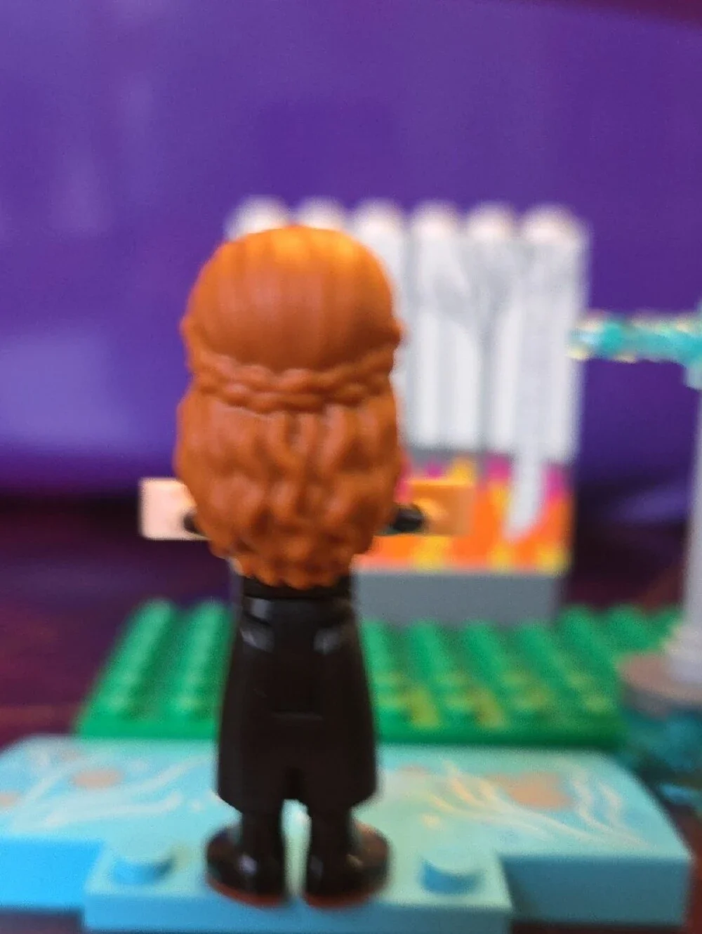 LEGO Disney Frozen Anna minifigure